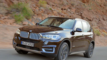 BMW X5 50i front action