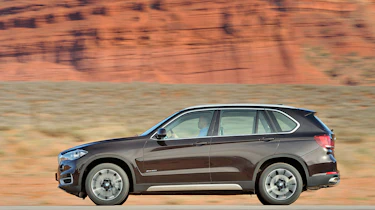 BMW X5 50i Panning