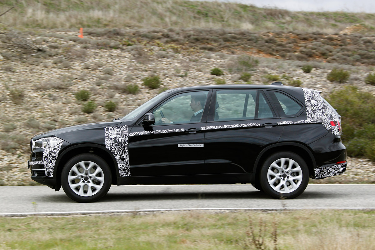 BMW X5 eDrive side