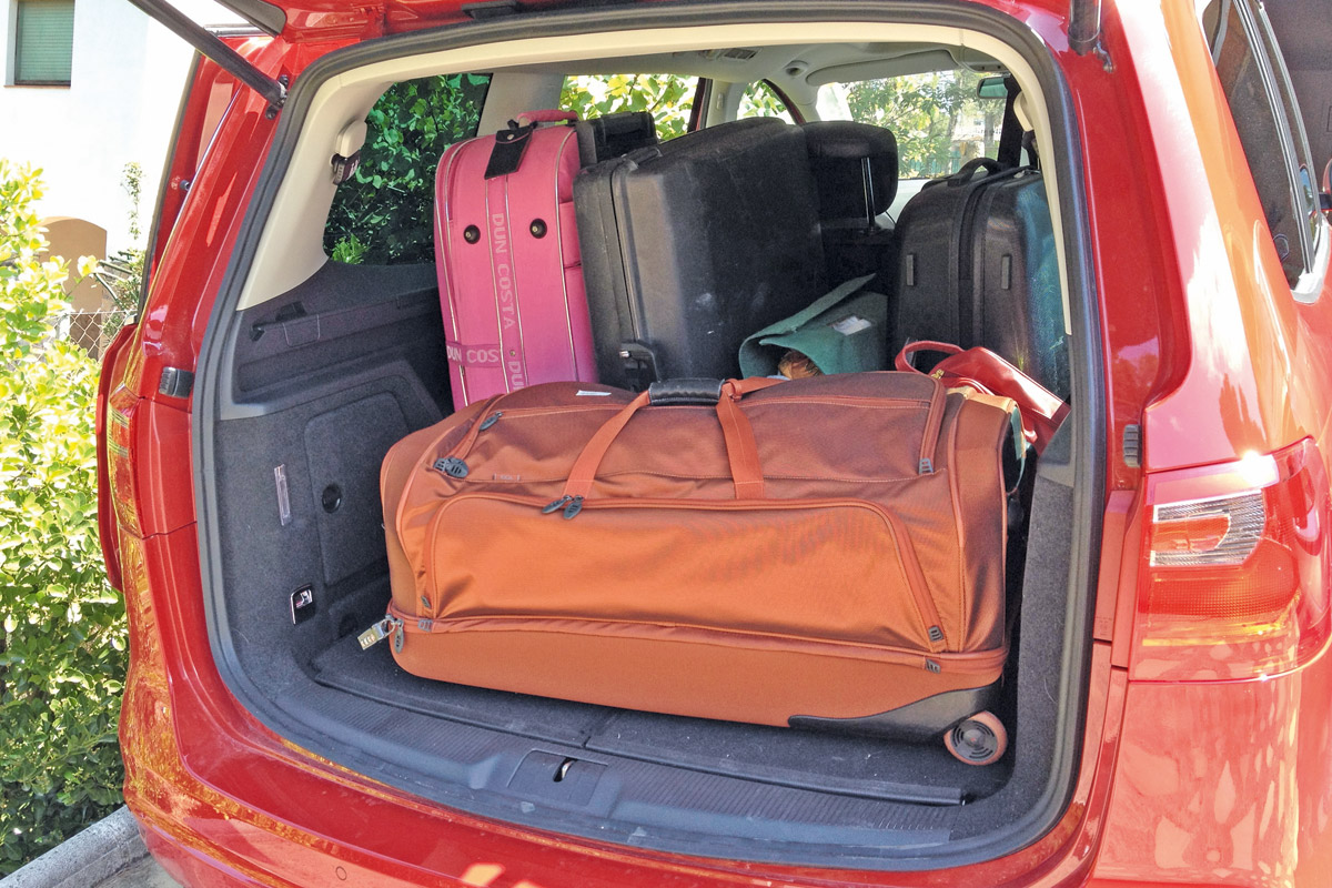 SEAT Alhambra boot