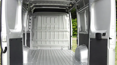 Peugeot Boxer cargo bed