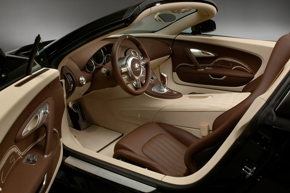 Jean Bugatti Veyron cabin