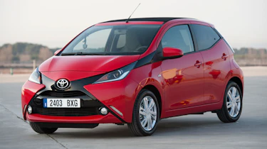 Toyota Aygo red static