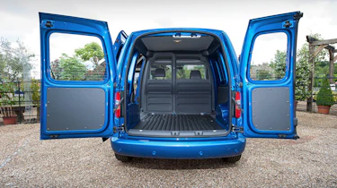 Volkswagen Caddy cargo bed