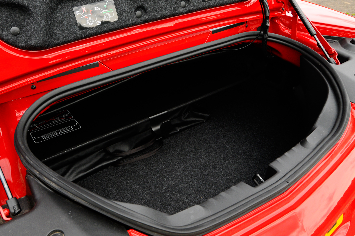 Chevrolet Camaro boot