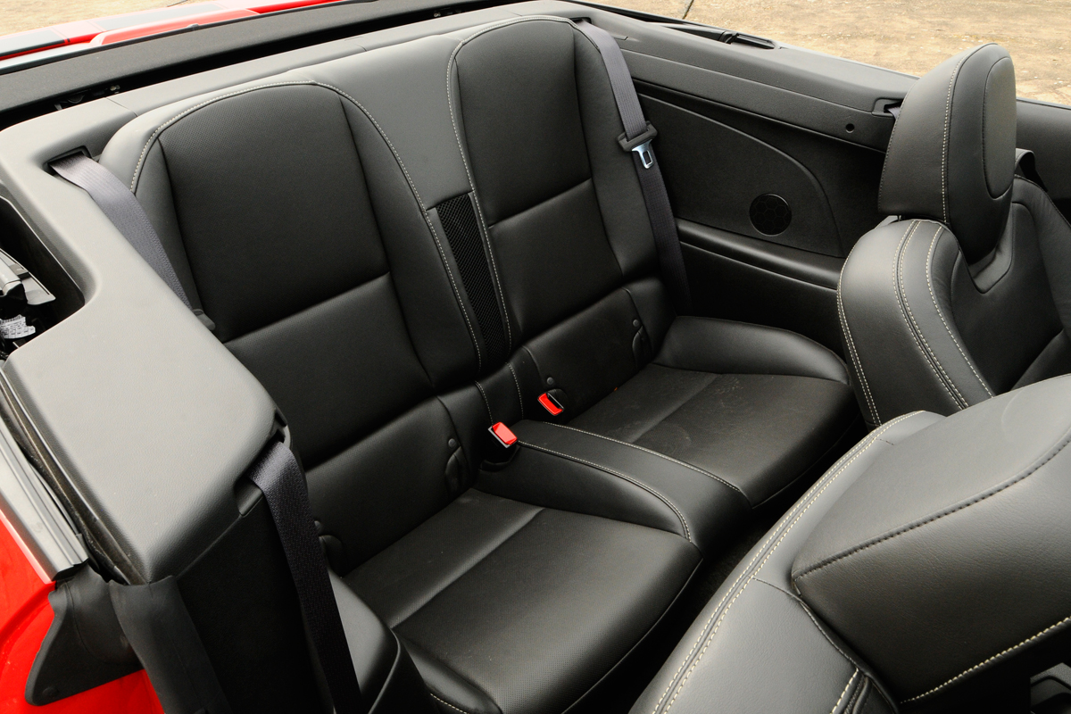 Chevrolet Camaro rear seats