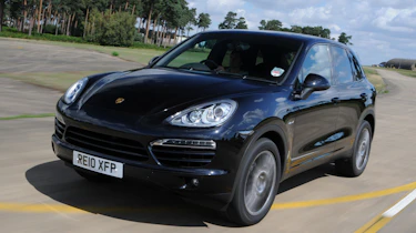 Porsche Cayenne front