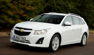Chevrolet Cruze SW front action