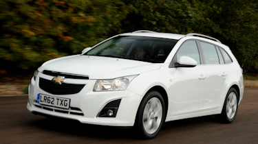 Chevrolet Cruze SW front action