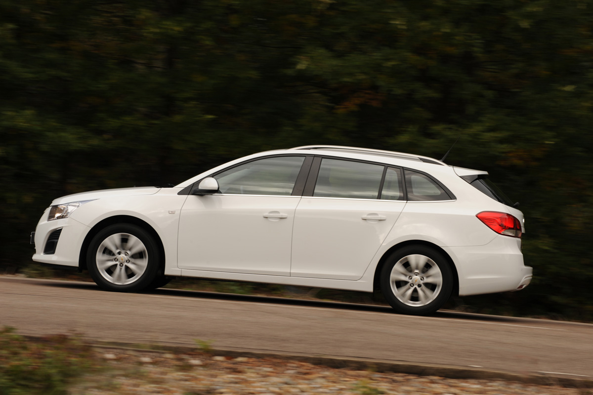 Chevrolet Cruze SW panning