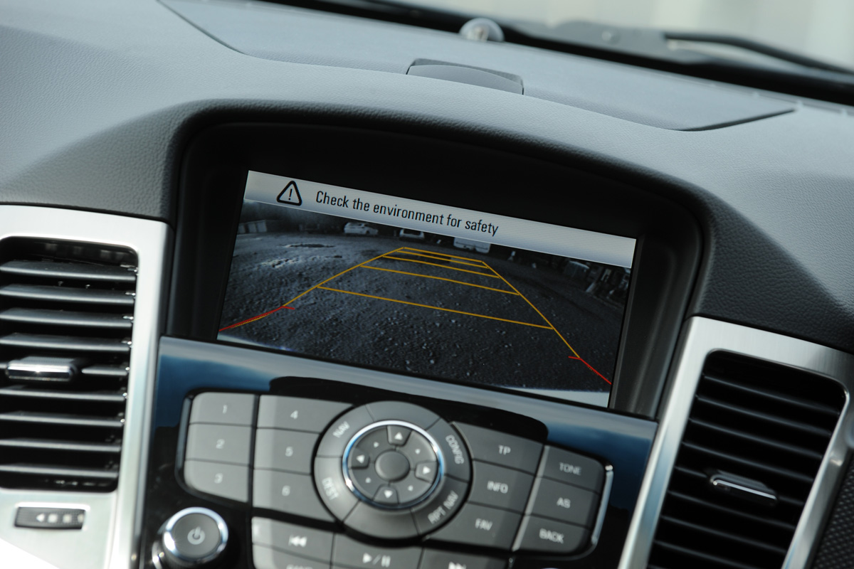 Chevrolet Cruze SW centre console