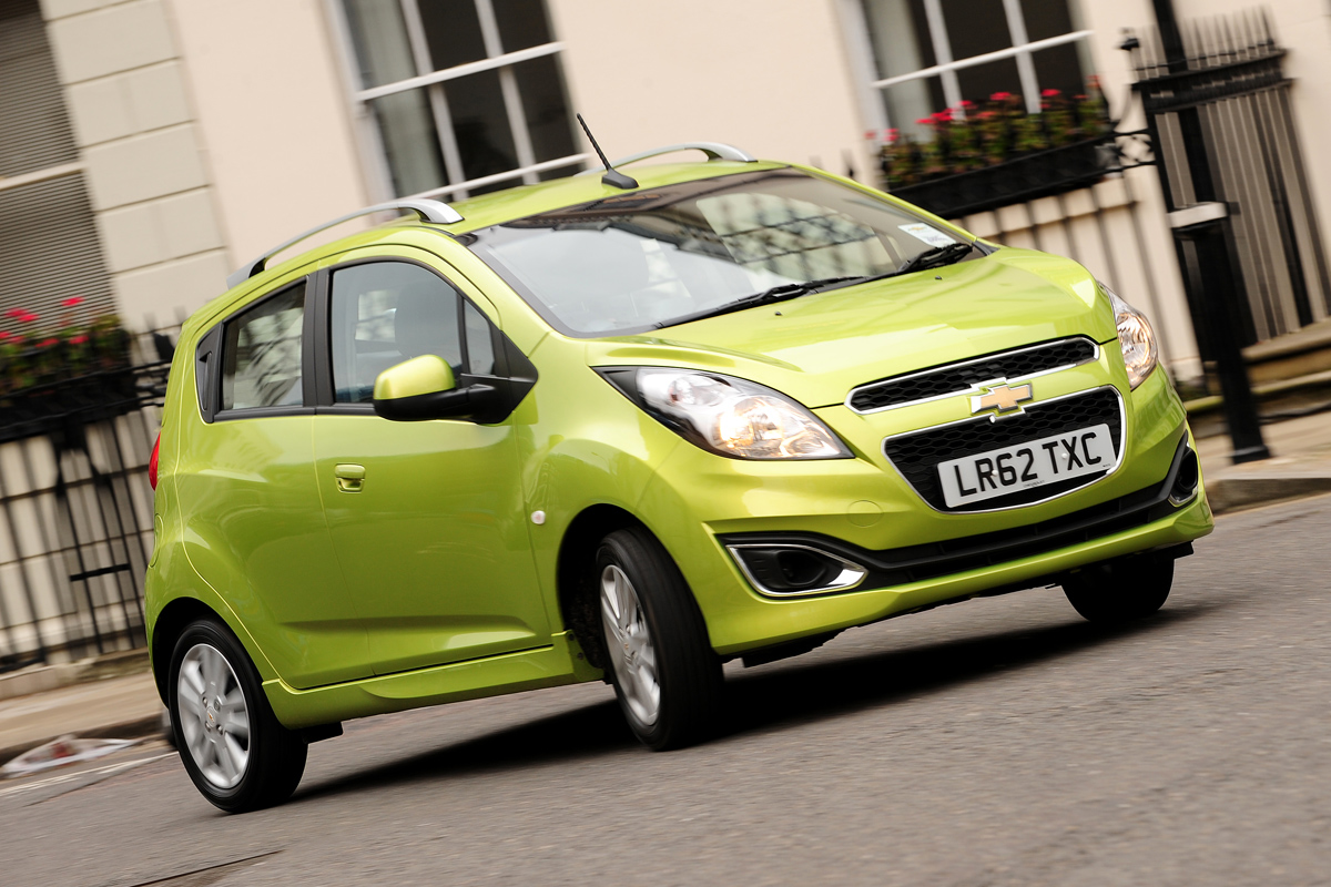 Chevrolet Spark LTZ front cornering