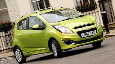 Chevrolet Spark LTZ front cornering