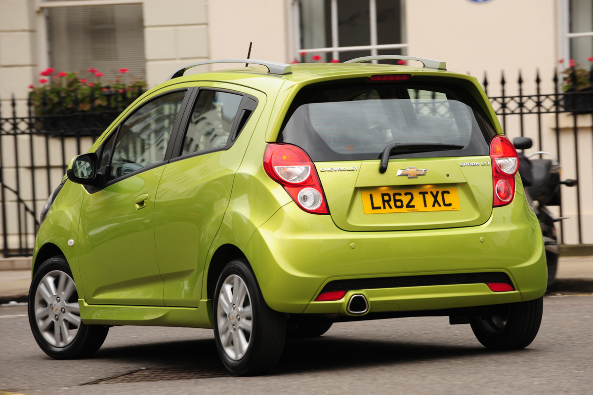 Chevrolet Spark LTZ rear cornering