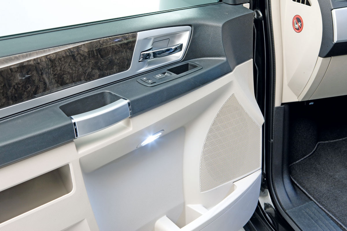 Chrysler Voyager electrics