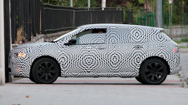 Citroen C4 Cactus profile
