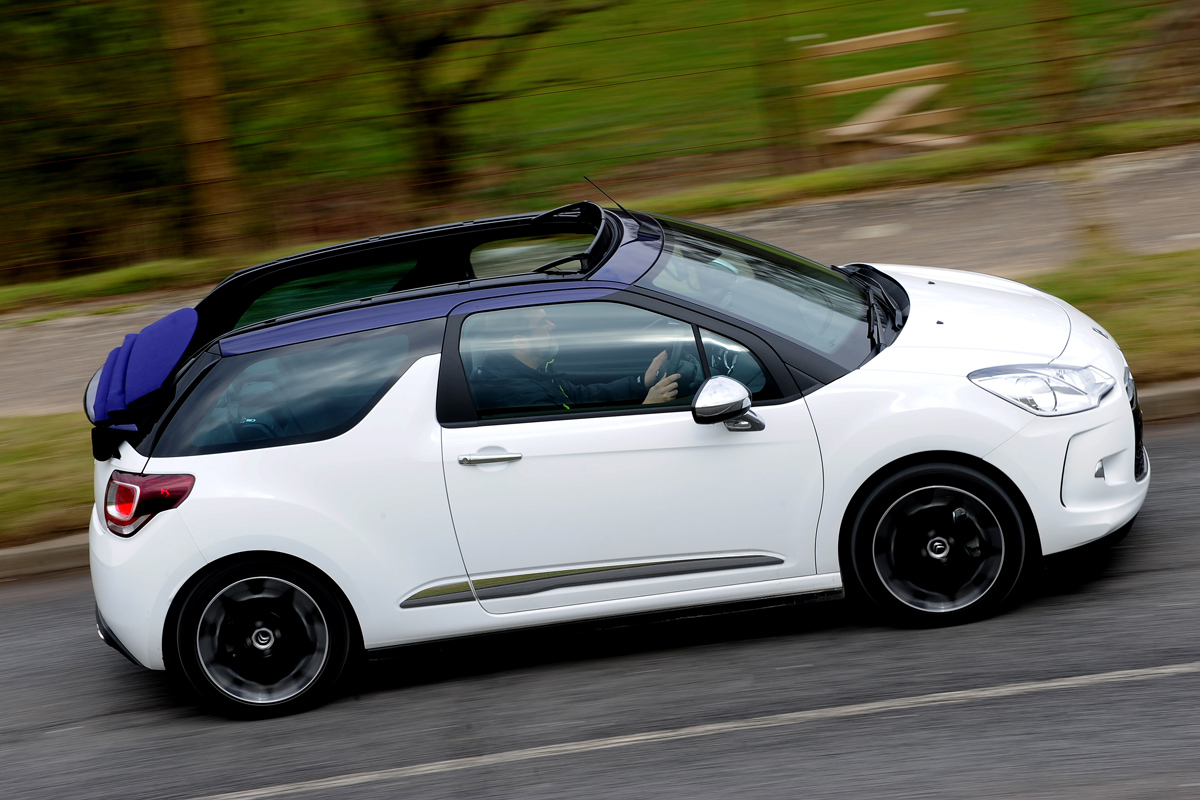 Citroen DS3 Cabrio 1.6 THP panning
