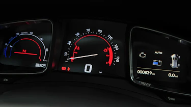Citroen DS5 Hybrid4 dials