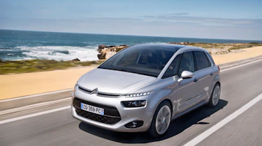 Citroen C4 Picasso front action