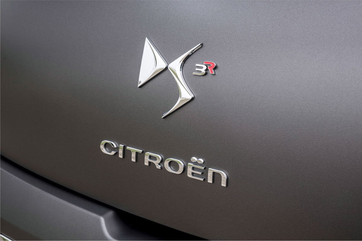 Citroen DS3 Cabrio Racing badge