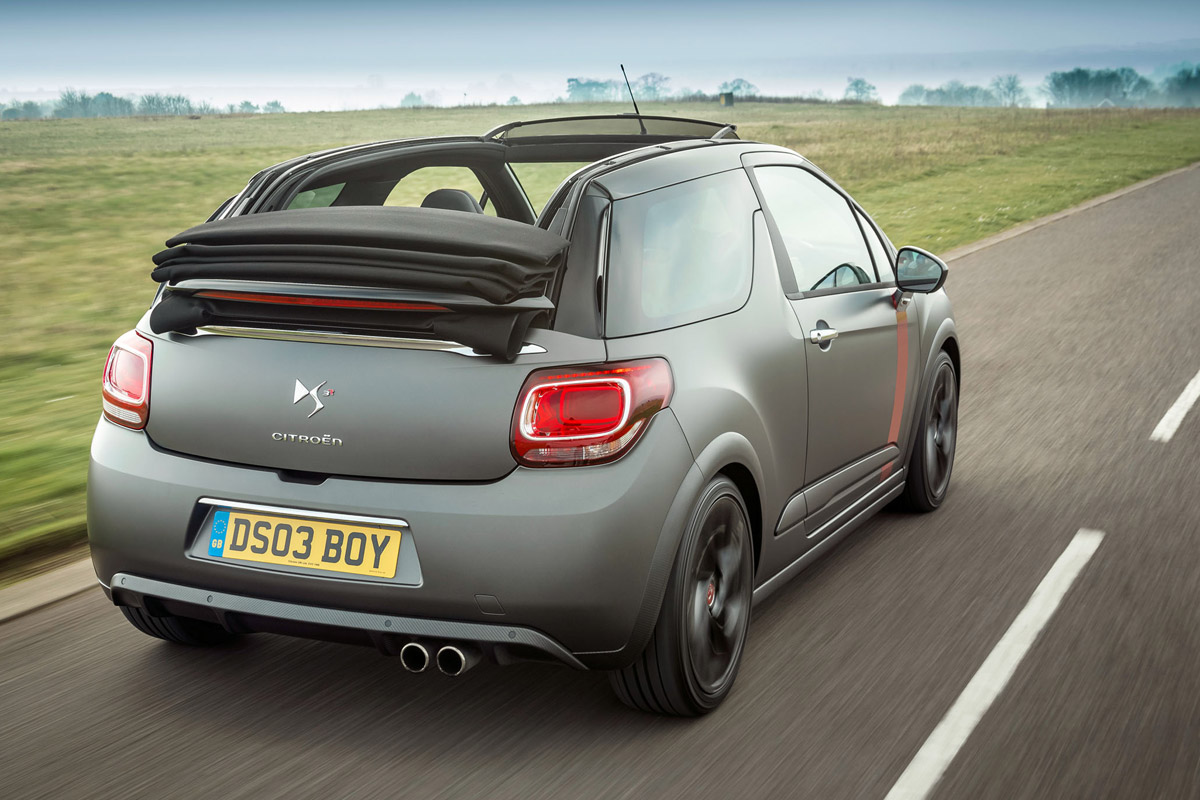Citroen DS3 Cabrio Racing rear tracking