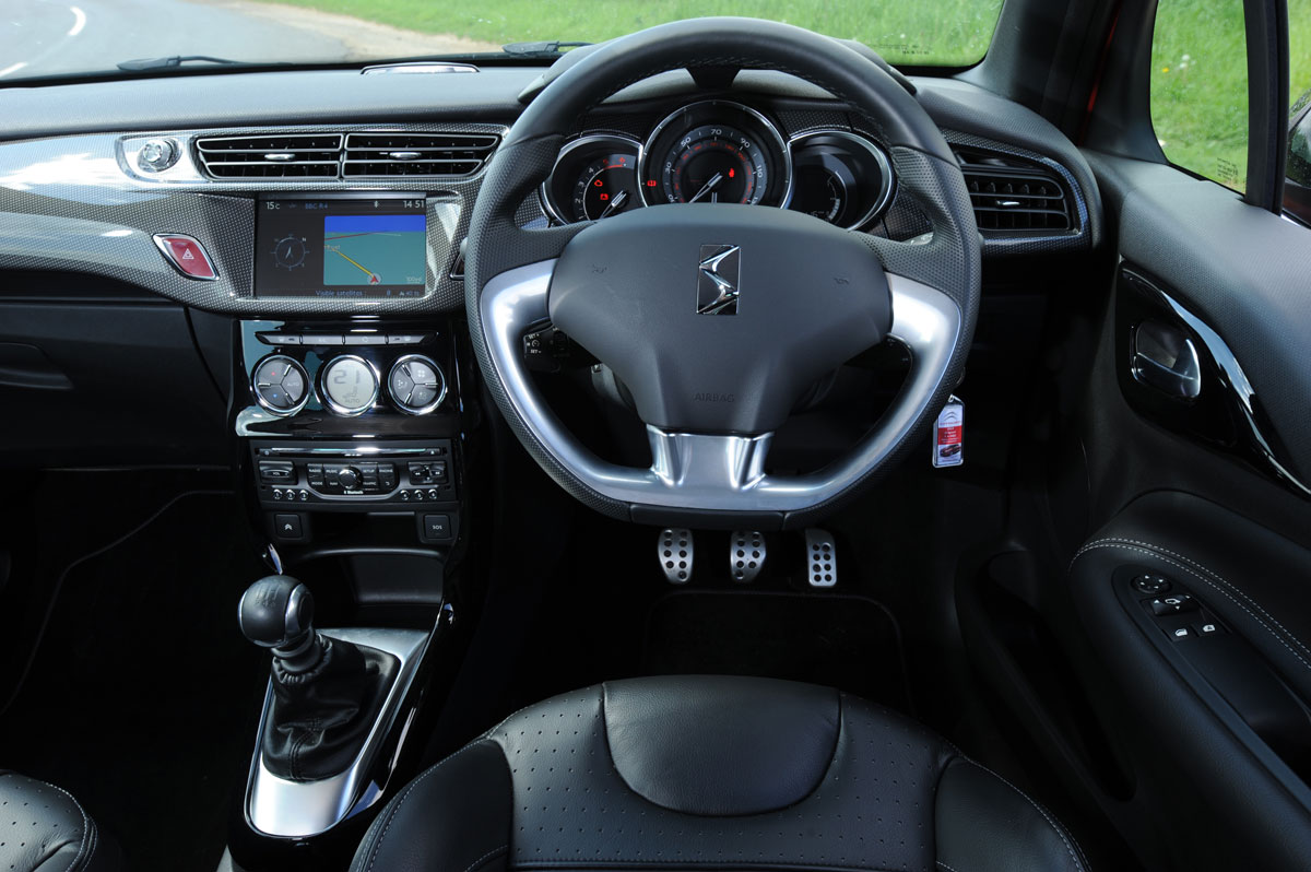 Citroen DS3 Airdream interior