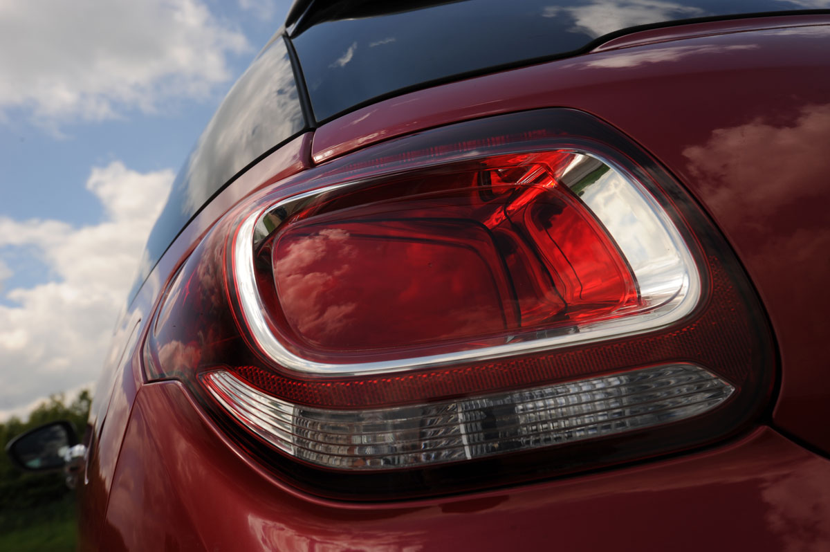 Citroen DS3 Airdream rear light