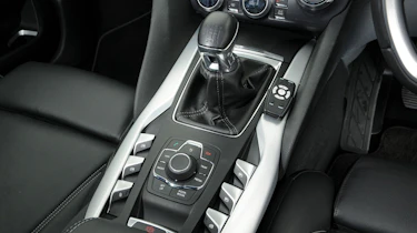 Citroen DS5 DSport HDi 160 interior console