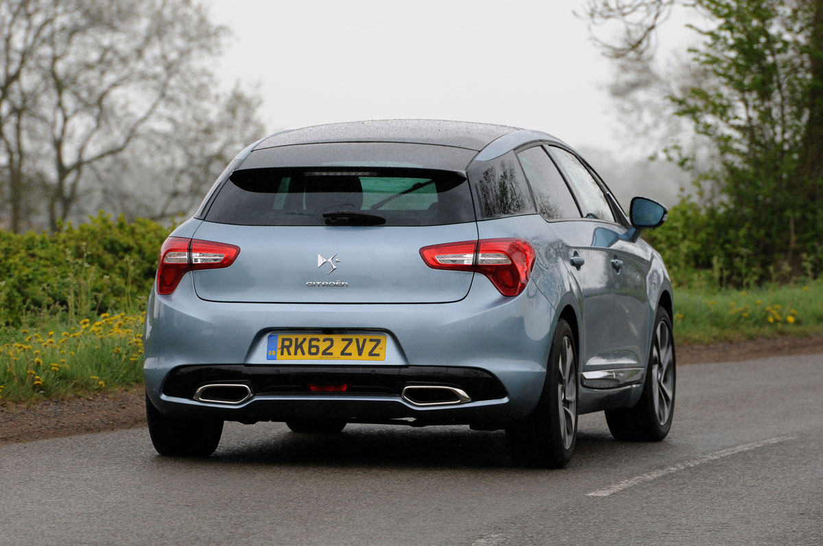 Citroen DS5 DSport HDi 160 rear action