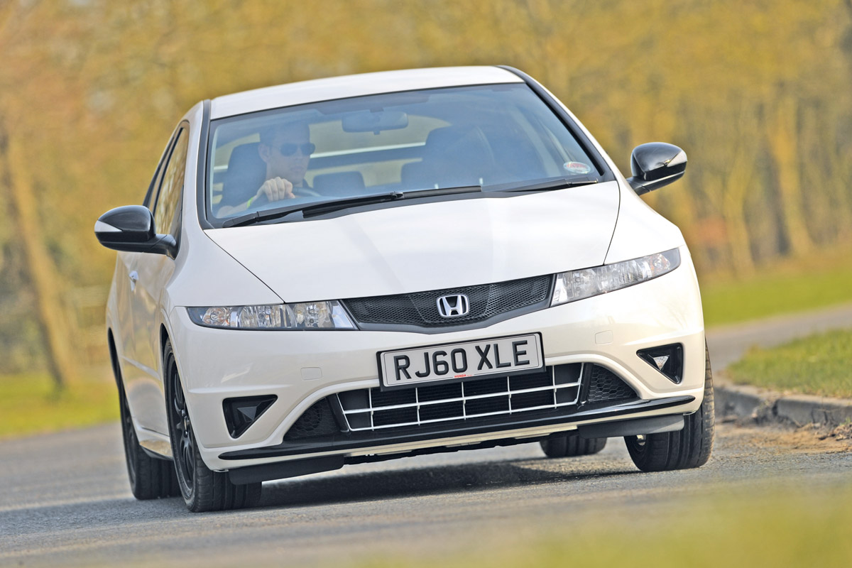 Honda Civic front cornering
