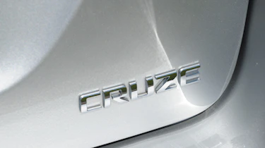Chevrolet Cruze SW badge