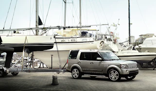 Land Rover Discovery right side