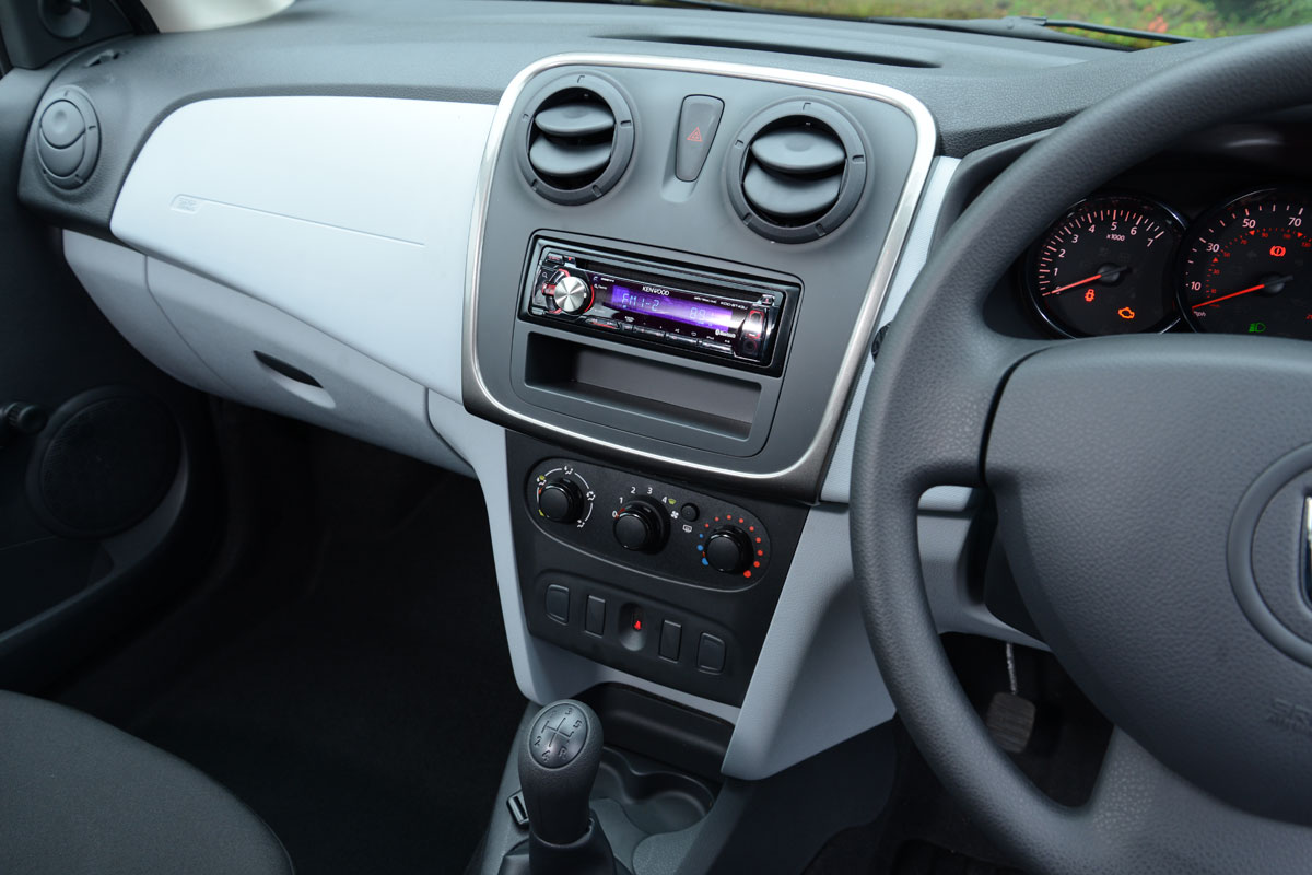 Dacia Logan MCV dashboard