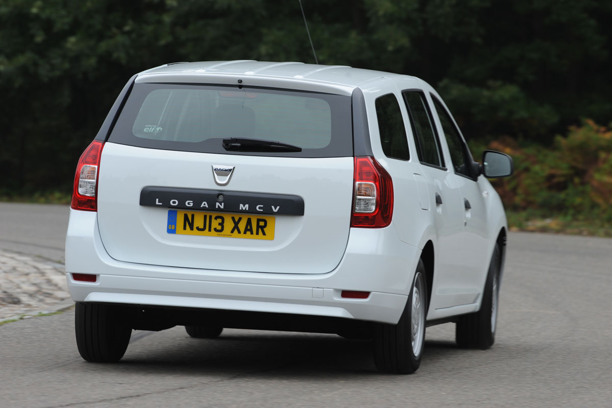 Dacia Logan MCV rear cornering