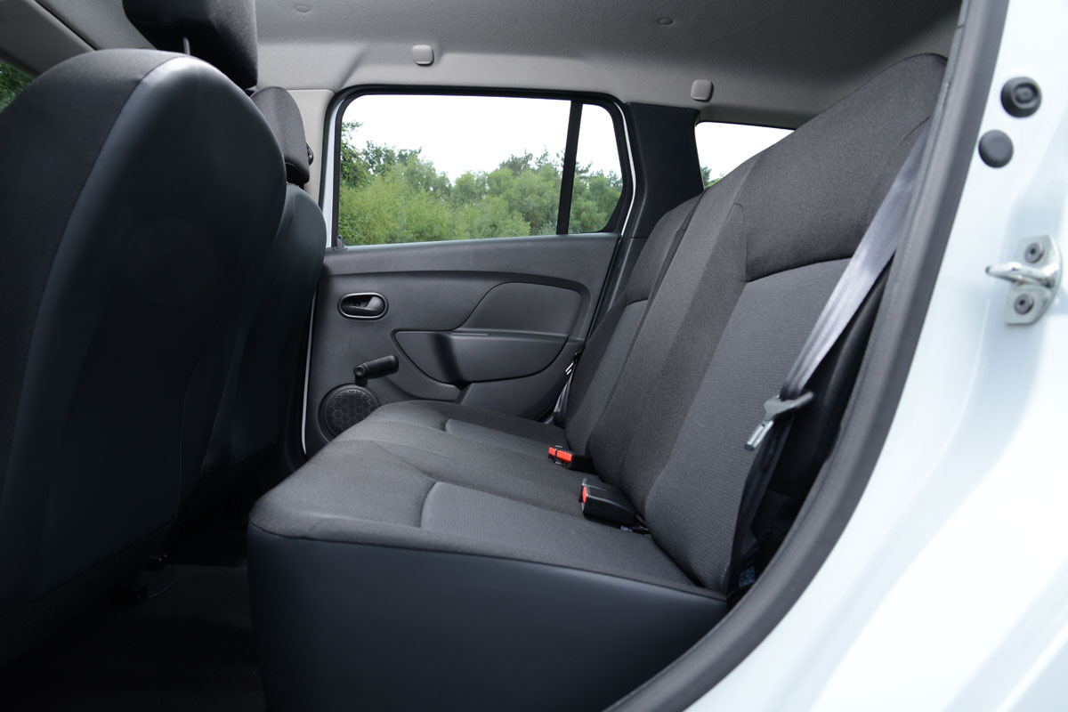 Dacia Logan MCV rear seats