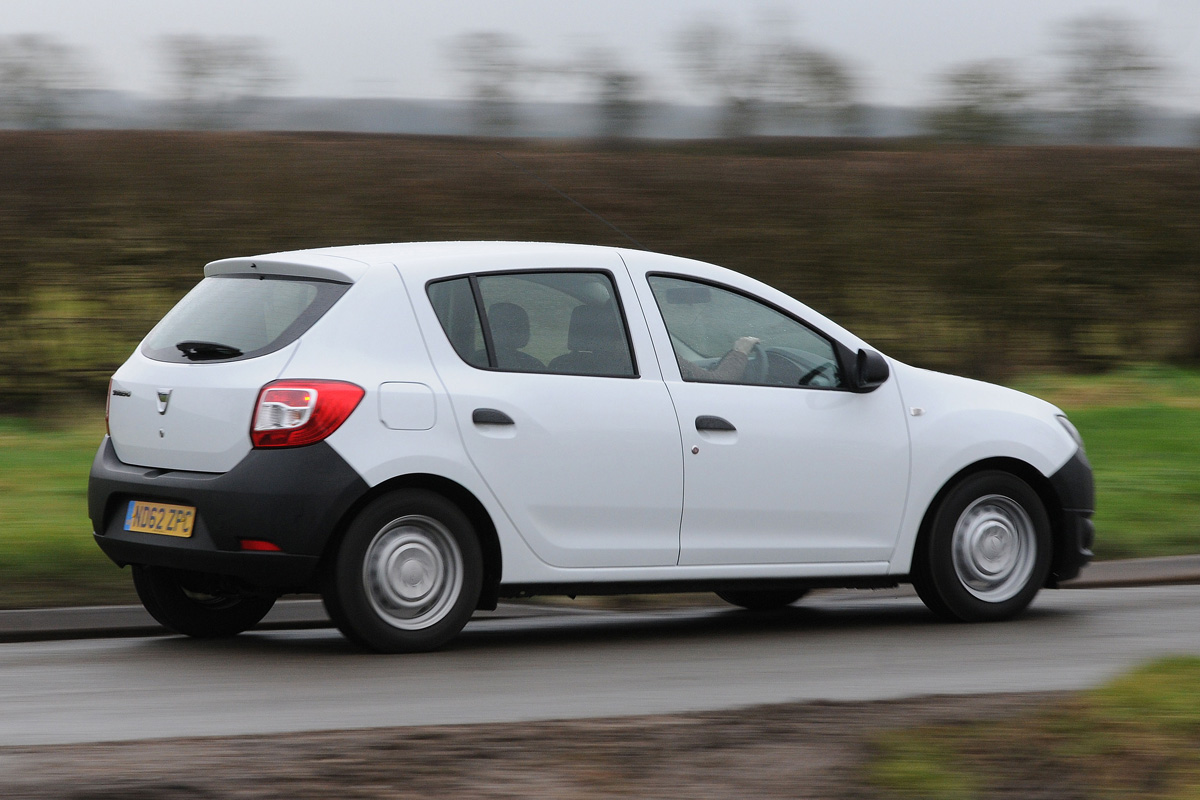 Dacia Sandero 1.2 Access panning