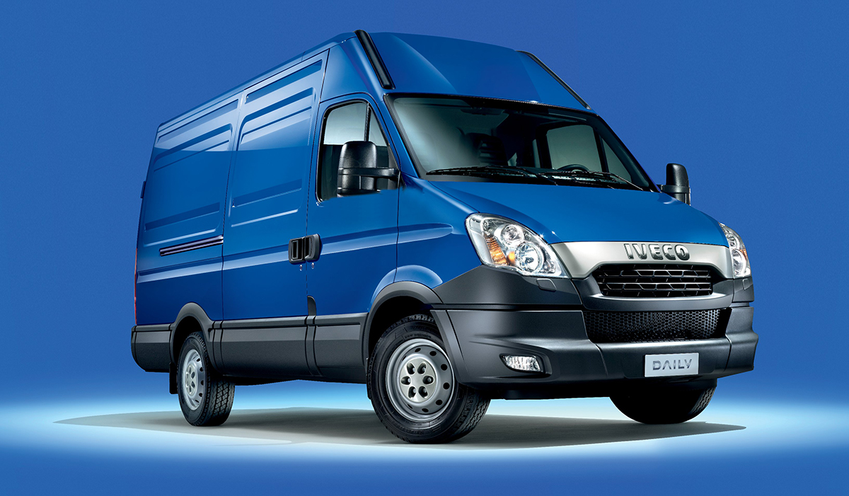 Iveco Daily front and side
