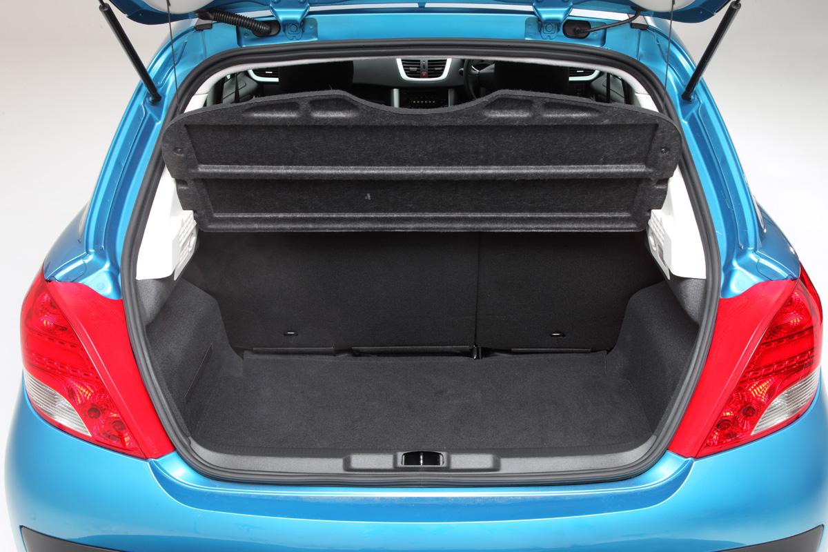 Peugeot 207 boot 