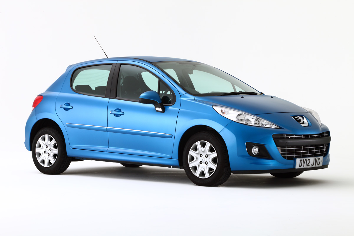 Peugeot 207 front view