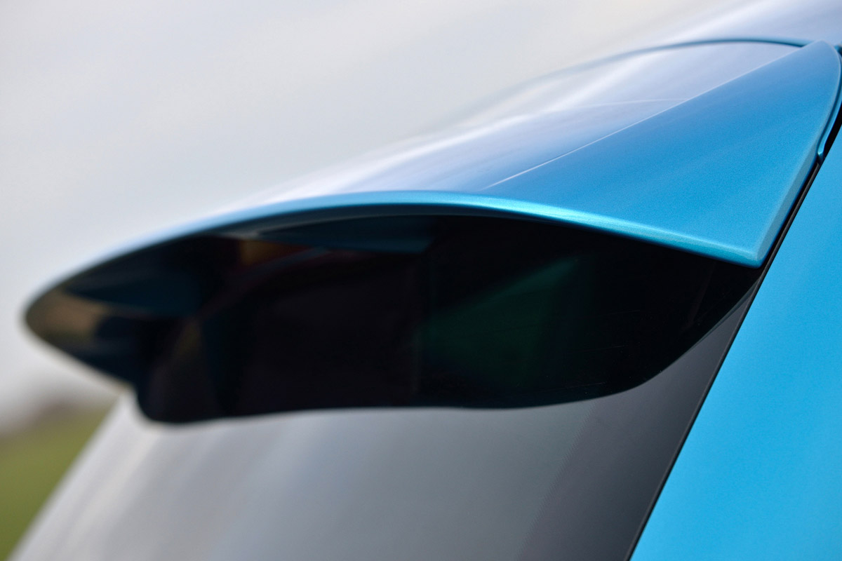 SEAT Leon roof spoiler