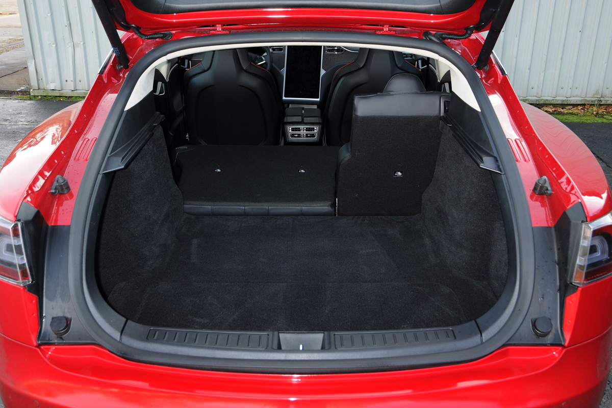 Tesla Model S boot space