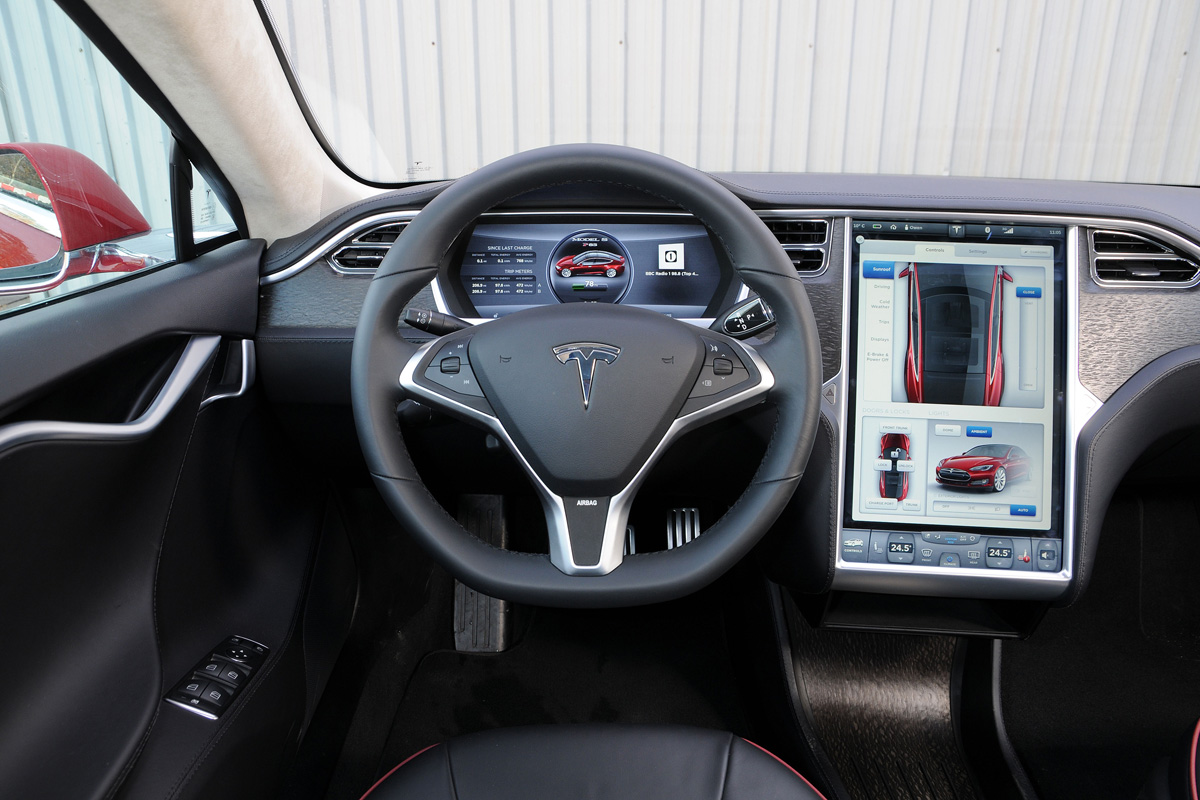 Tesla Model S interior 