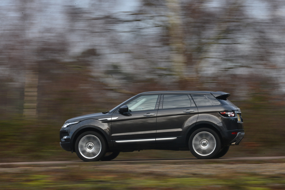 Land Rover Range Rover Evoque panning