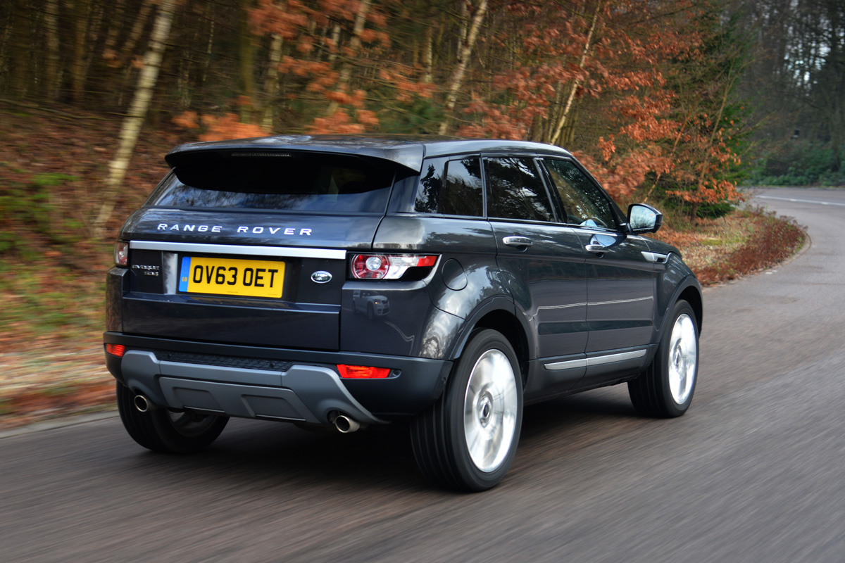 Land Rover Range Rover Evoque rear tracking