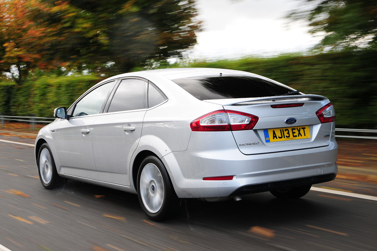 Ford Mondeo rear tracking