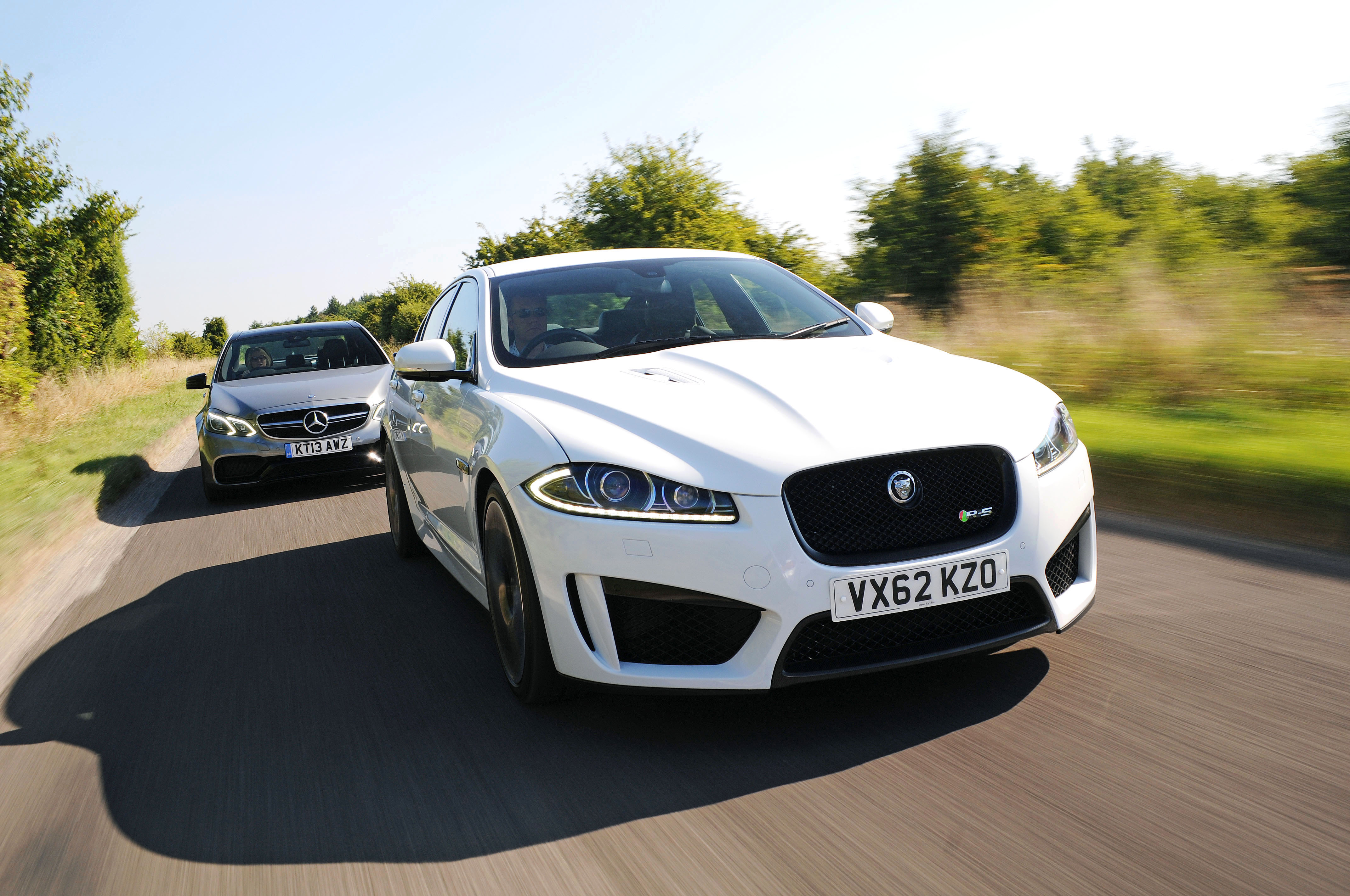 Jaguar XFR-S vs Mercedes E63 AMG S