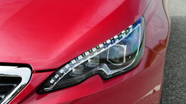 Peugeot 308 headlight