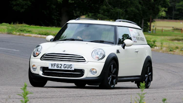 MINI Clubvan front action