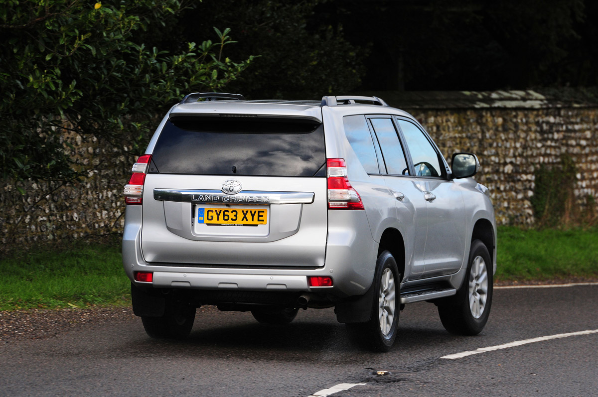 New Toyota Land Cruiser 2014 rear