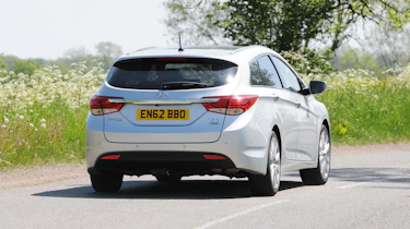 Volkswagen Passat Estate rear action